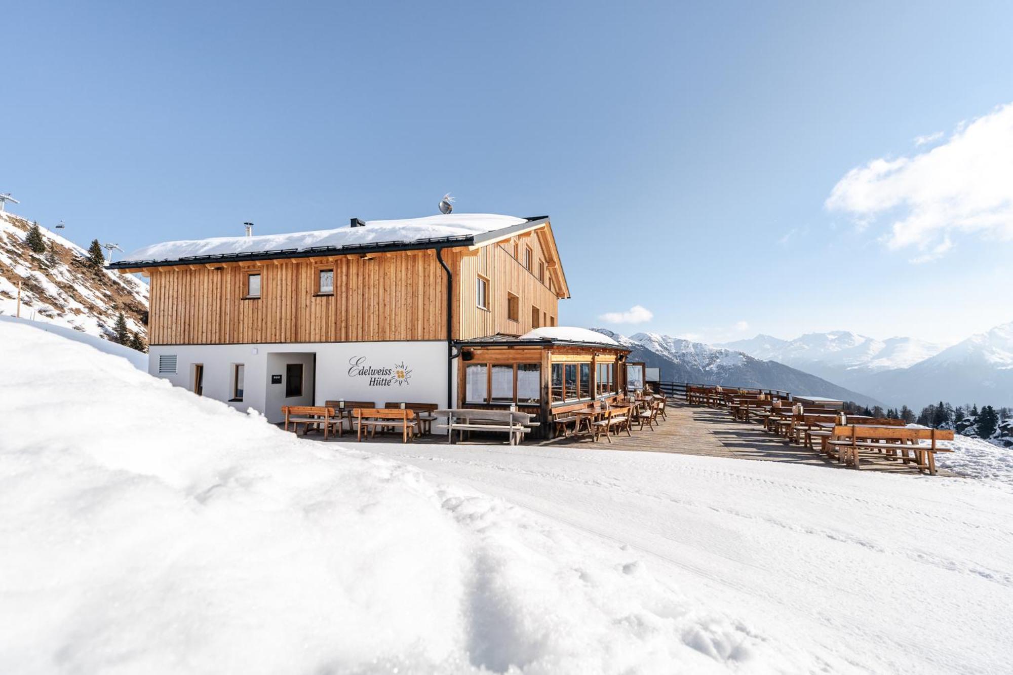 Edelweisshuette Ladurns Hotel Fleres Exterior photo